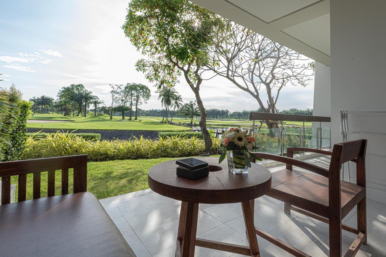 Summit Windmill Golf Suite Hotel At Suvarnabhumi Bangkok Exterior foto