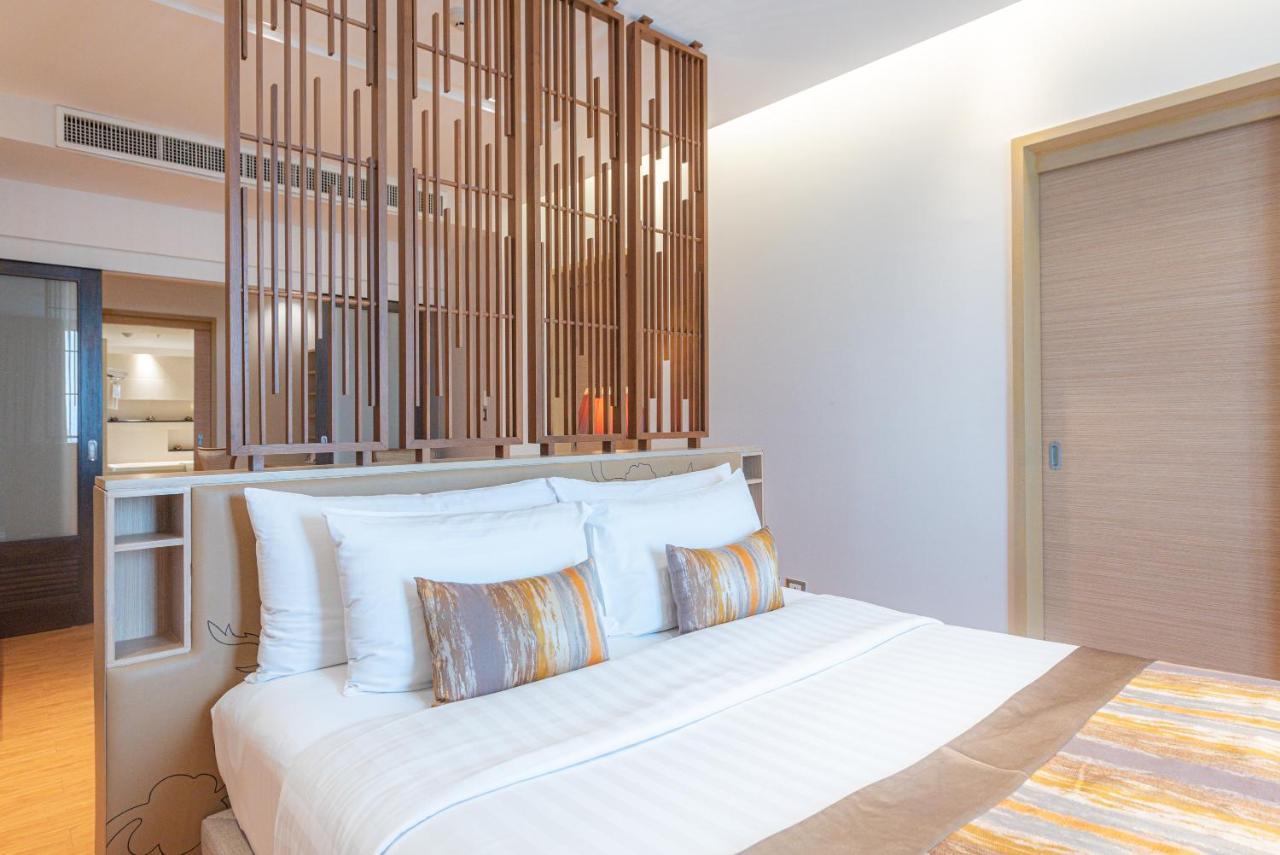 Summit Windmill Golf Suite Hotel At Suvarnabhumi Bangkok Exterior foto A bedroom at the hotel